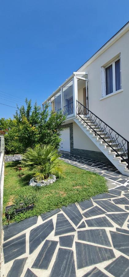 Belle Maison Avec Jardin Rdc T3 De 70M2 Vacances Ou Cure Thermale Rochefort المظهر الخارجي الصورة